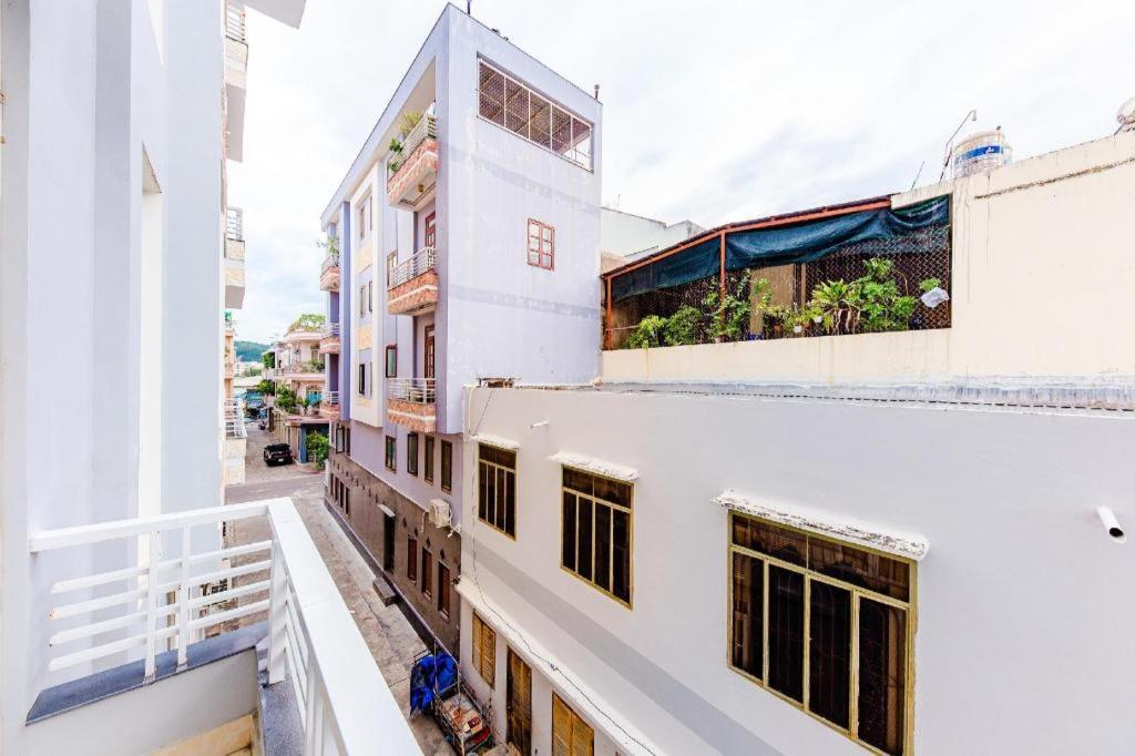 Oyo 587 Trang Long Hotell Nha Trang Eksteriør bilde