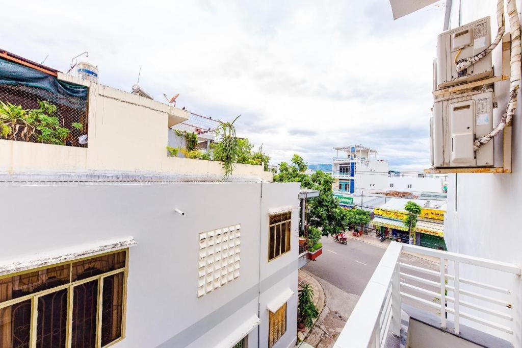 Oyo 587 Trang Long Hotell Nha Trang Eksteriør bilde